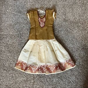 Kids Girls Kerala Onam Kesavu skirt and top